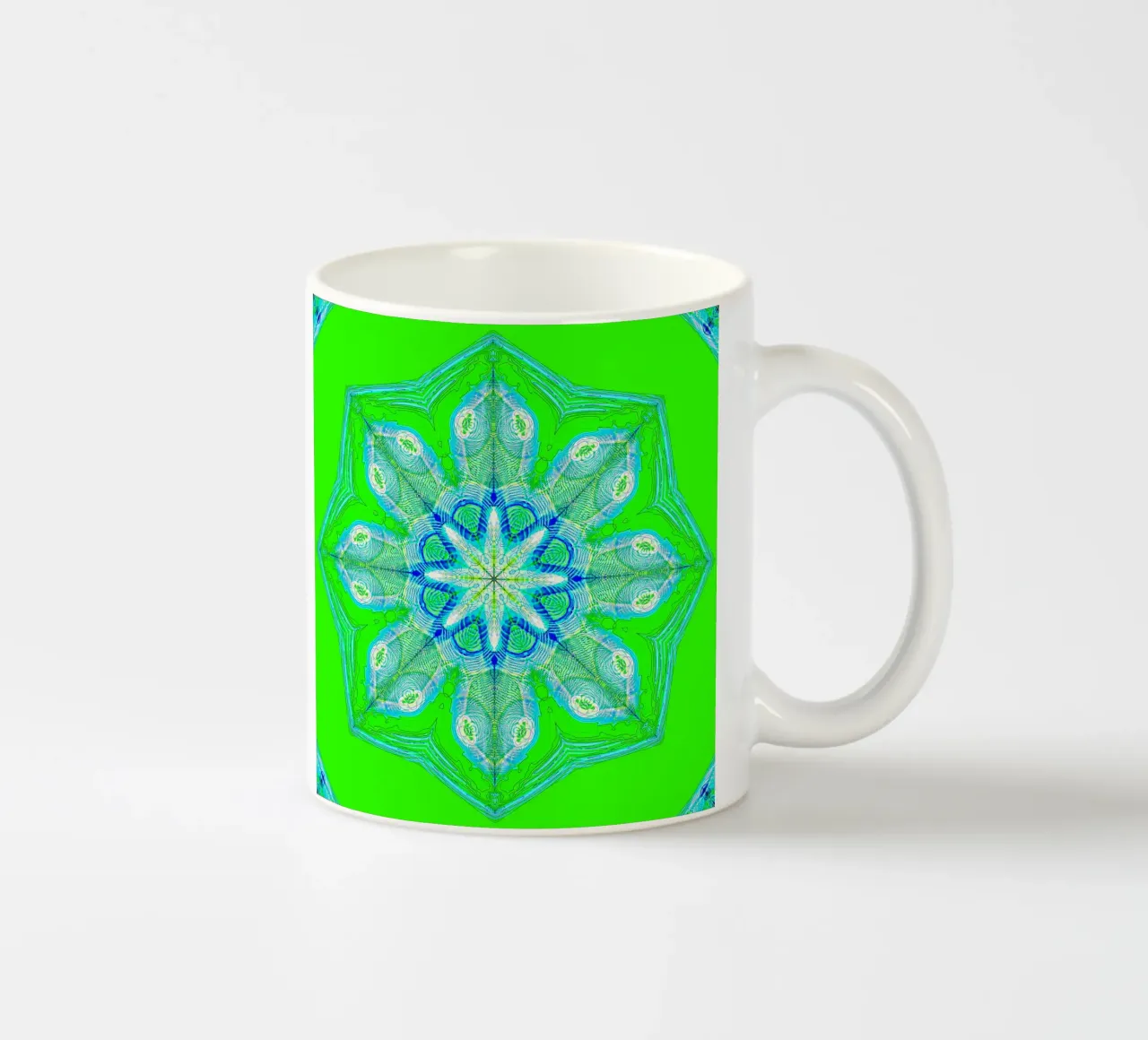 Caleidoscopio - Astratto in verde/turchese tazza in ceramica da Gürsel Yesil Digital Art