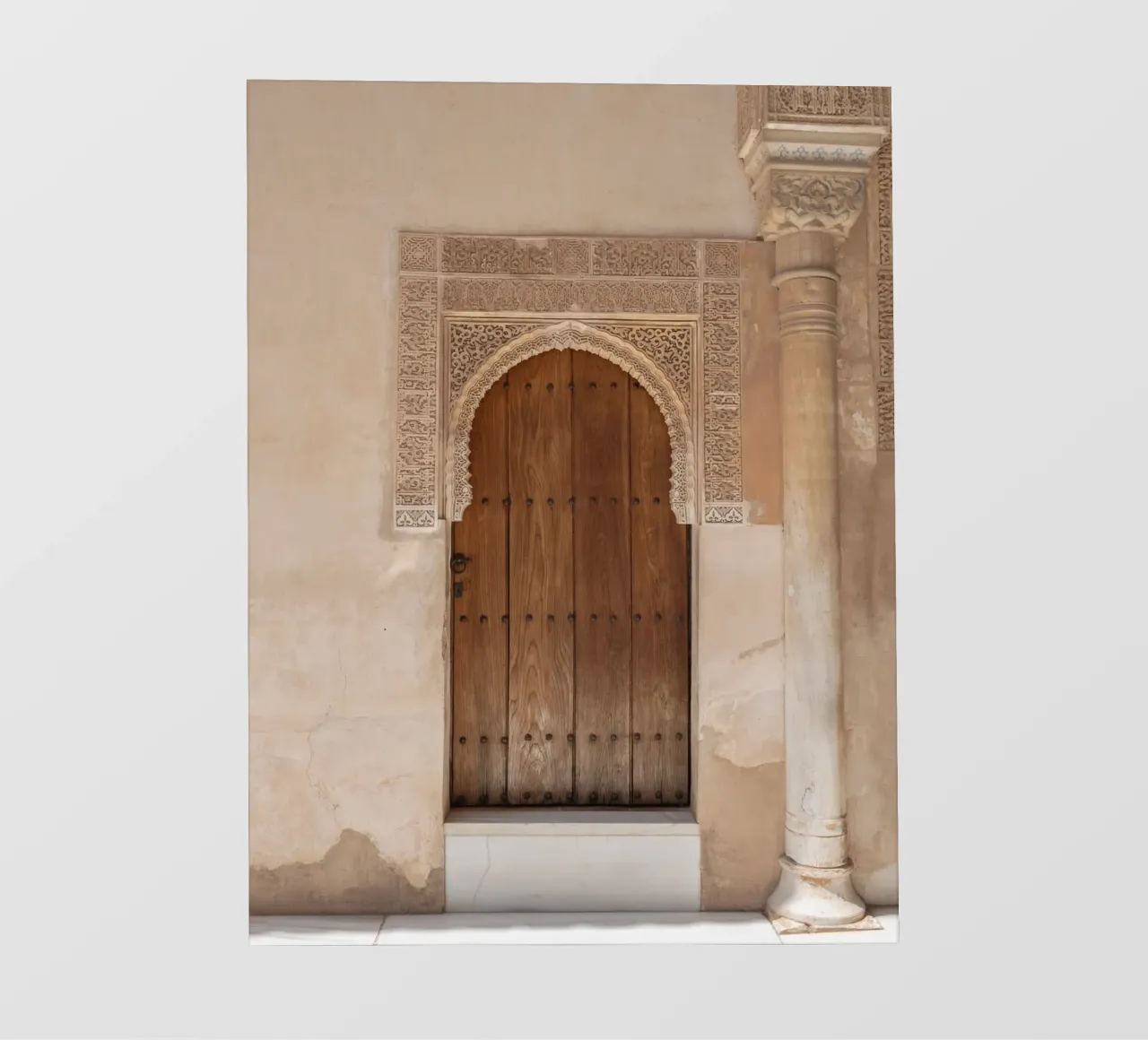 La maestosa porta dell'Alhambra - Granada Spagna pellicola backlit da Dagmar Pels