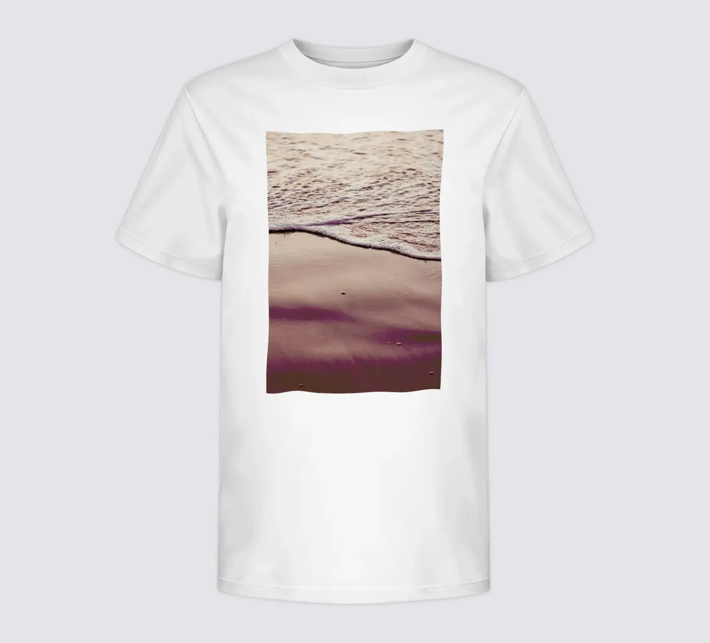 Sunset Waves Kinder T-Shirt von Victoria Frost