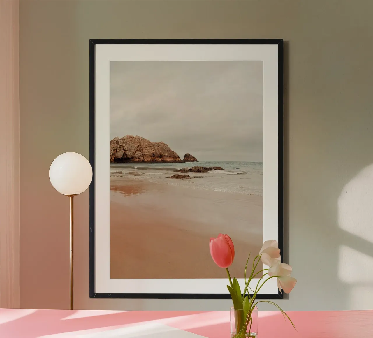 Costa del silenzio poster con telaio in alluminio da BLICKPUNKT