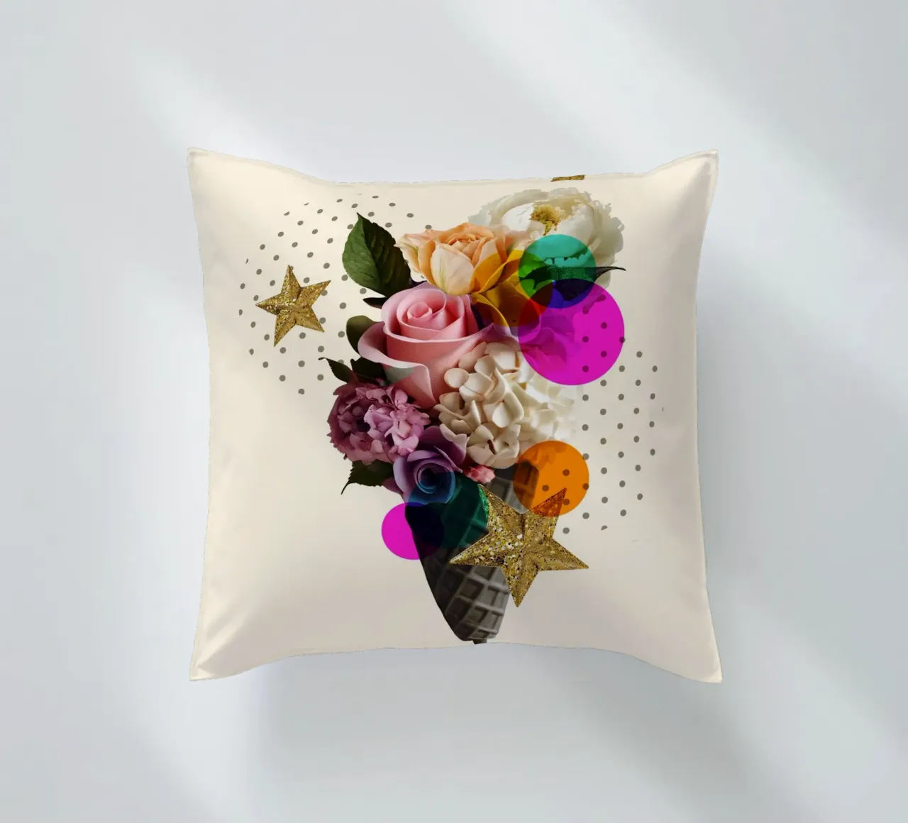 Bloom Cone cuscino da Indigo Rain