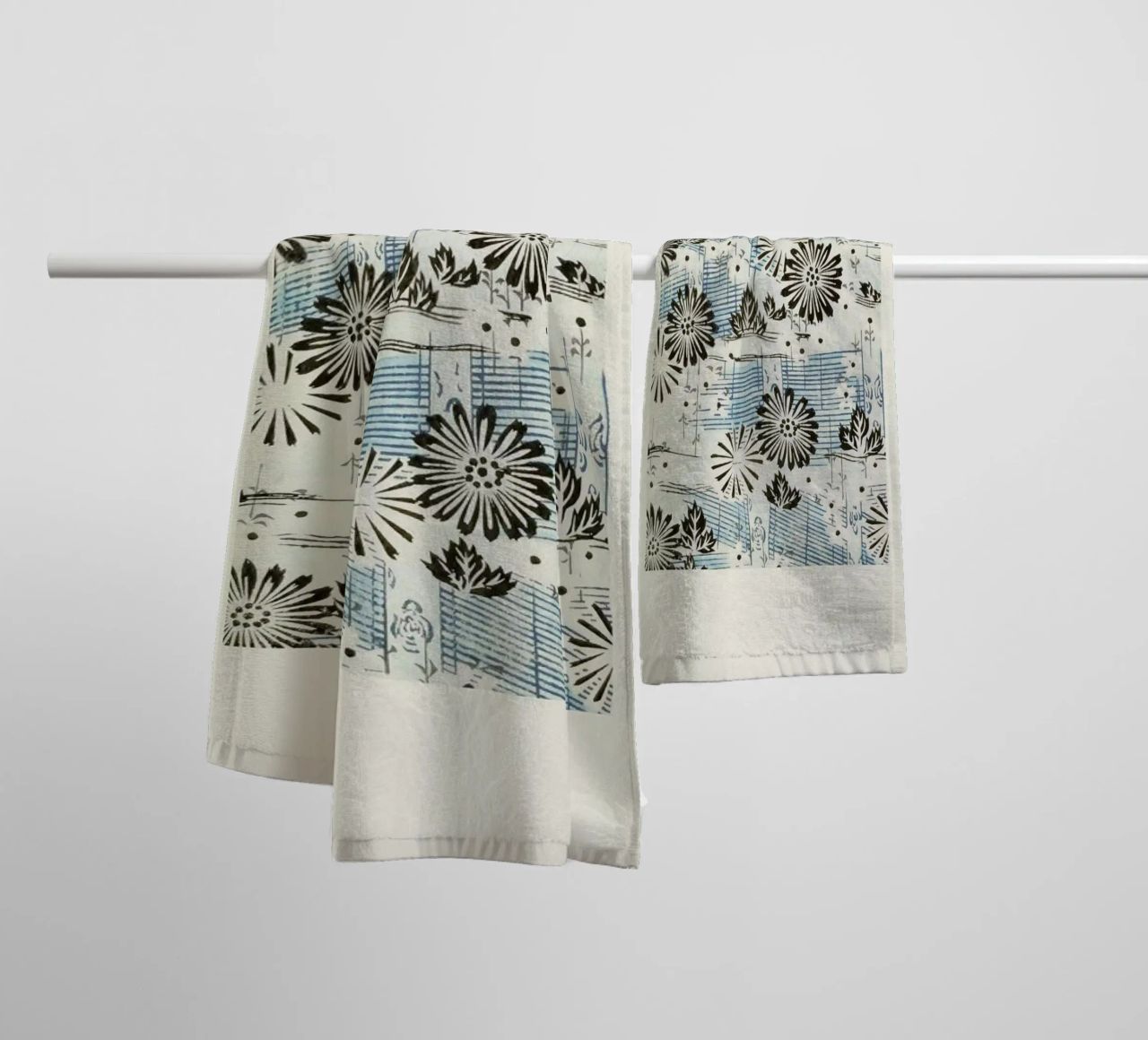 Shin-Bijutsukai - Blue Note towel by Vintage by JUNIQE