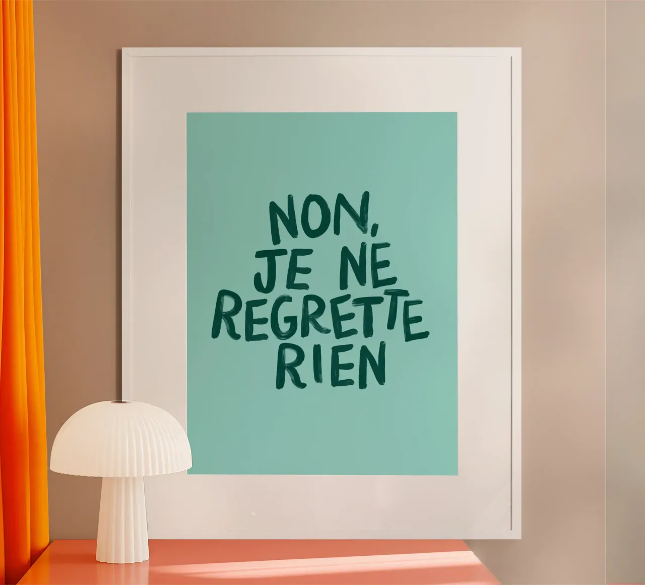 Non Je Ne Regrette Rien Stampa tipografica in lingua francese poster da THE MOTIVATED TYPE