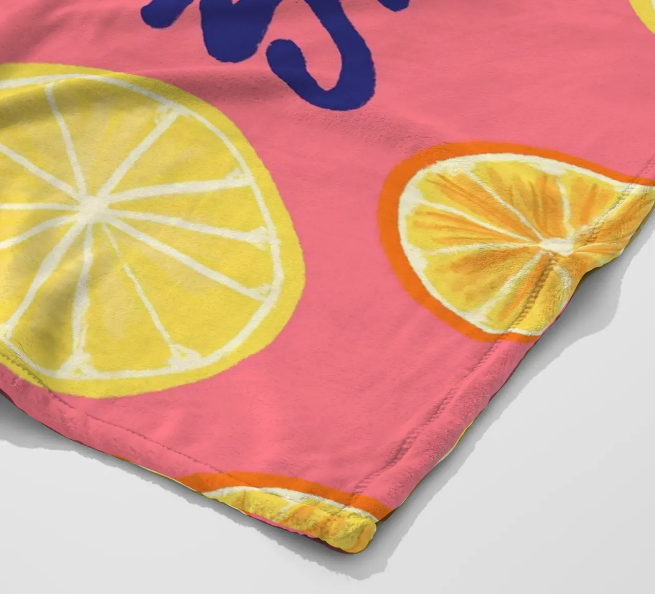 Sip Happens coperta in pile da Studio Dolci