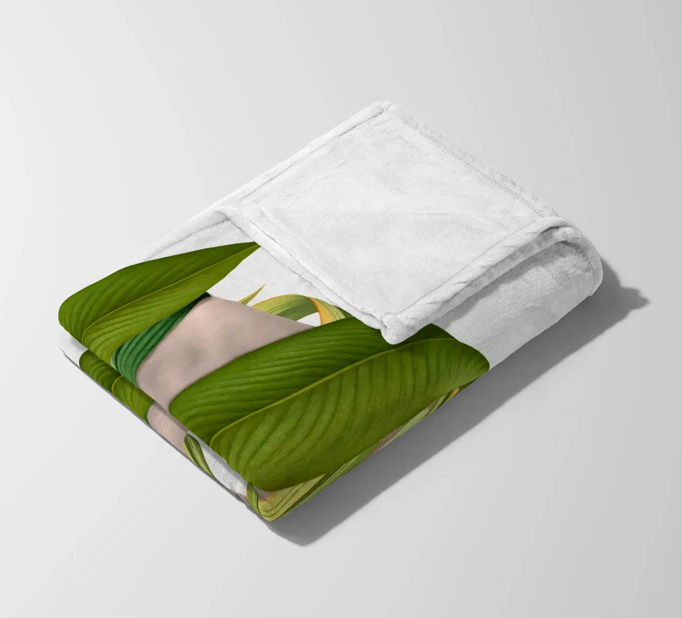 Entangled fleece blanket by Sammy Slabbinck