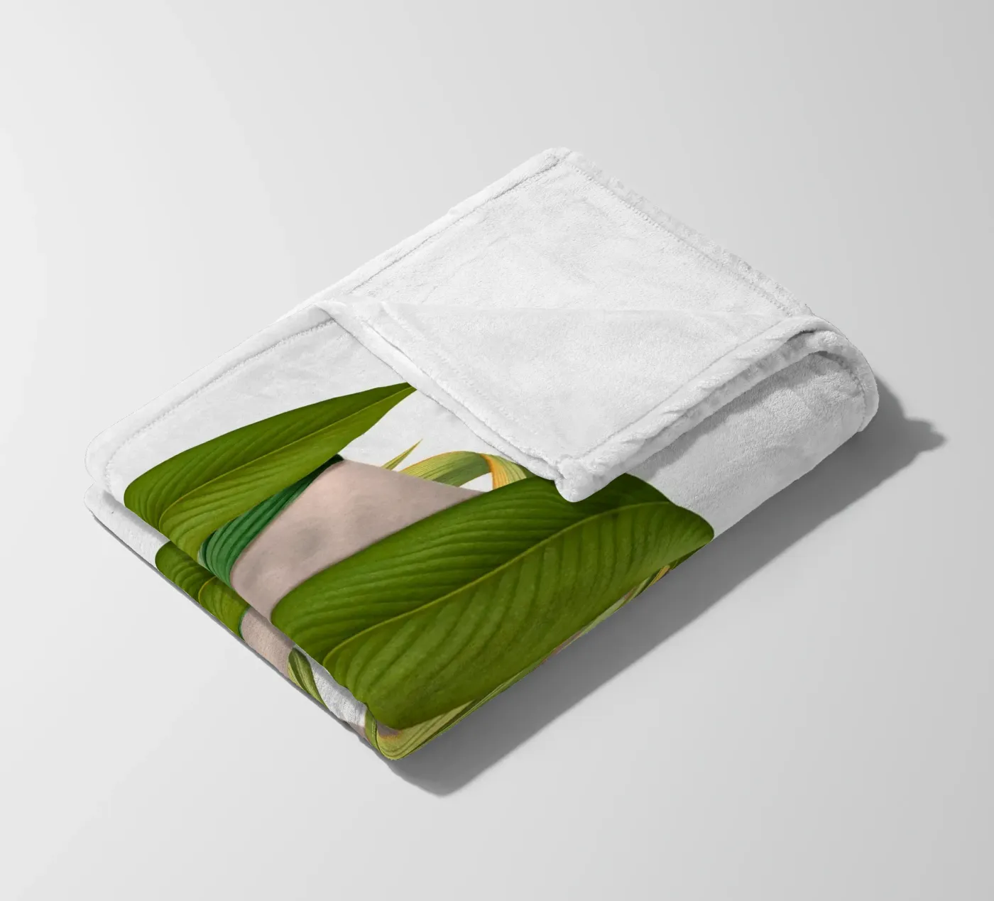 Entangled fleece blanket by Sammy Slabbinck