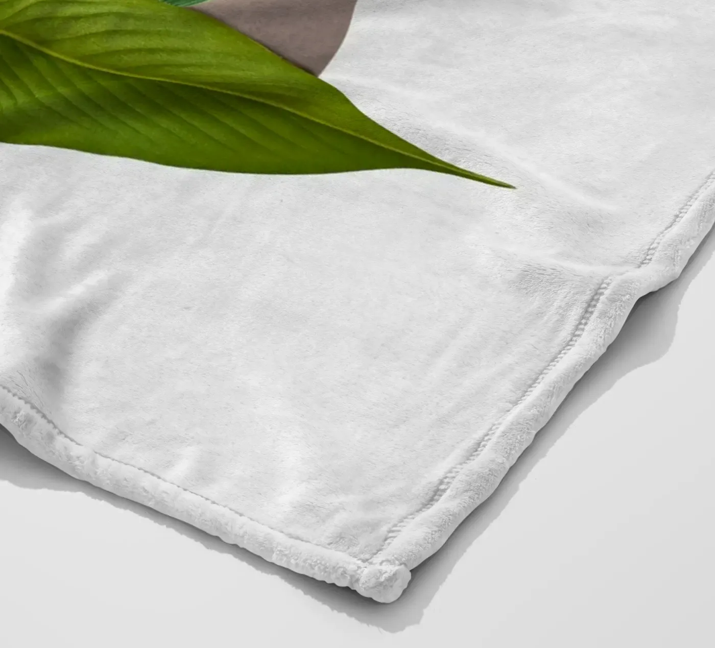 Entangled fleece blanket by Sammy Slabbinck