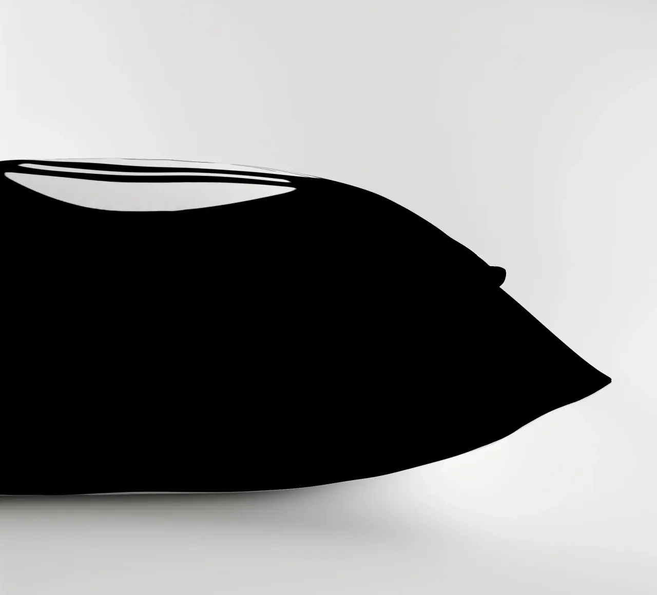 Un allegro gatto sorridente dei cartoni animati con una camicia a righe cuscino da DesignDoodle