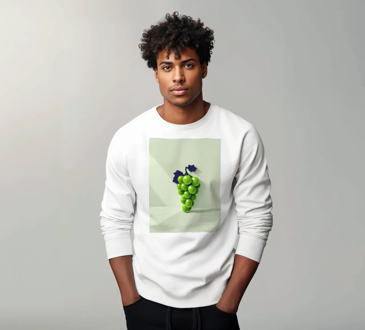 Eine Traube grüner Weintrauben wirft weiche Schatten Sweatshirt von DesignDoodle
