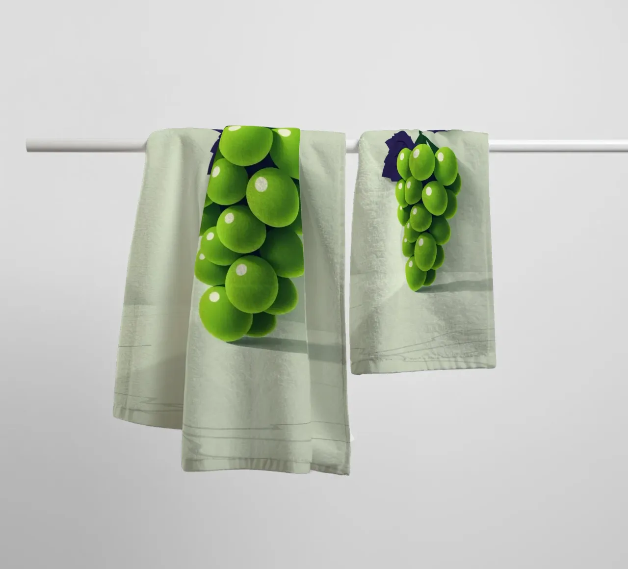 Eine Traube grüner Weintrauben wirft weiche Schatten Handtuch von DesignDoodle