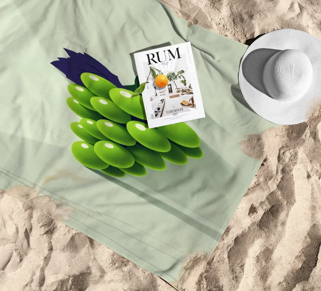 Un grappolo d'uva verde proietta ombre morbide telo mare da DesignDoodle