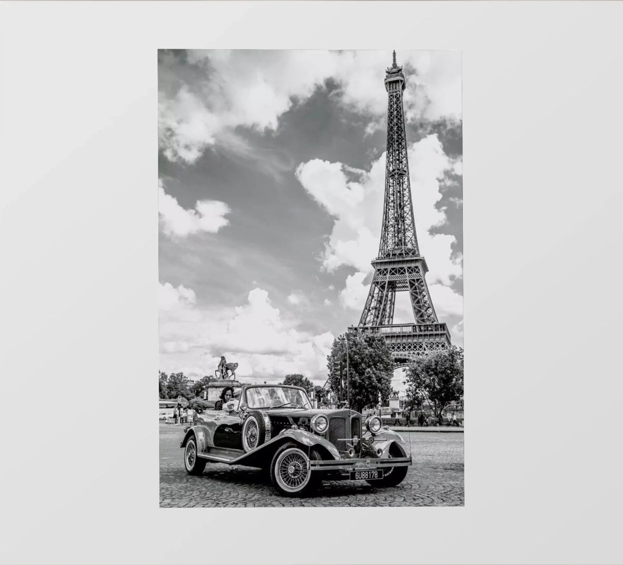 Vintage Car & Eiffel pellicola backlit da Magdalena Martin Photography