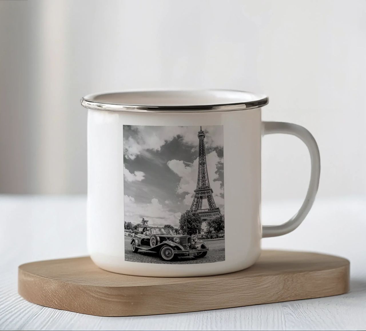 Vintage Car & Eiffel tazza in smalto da Magdalena Martin Photography