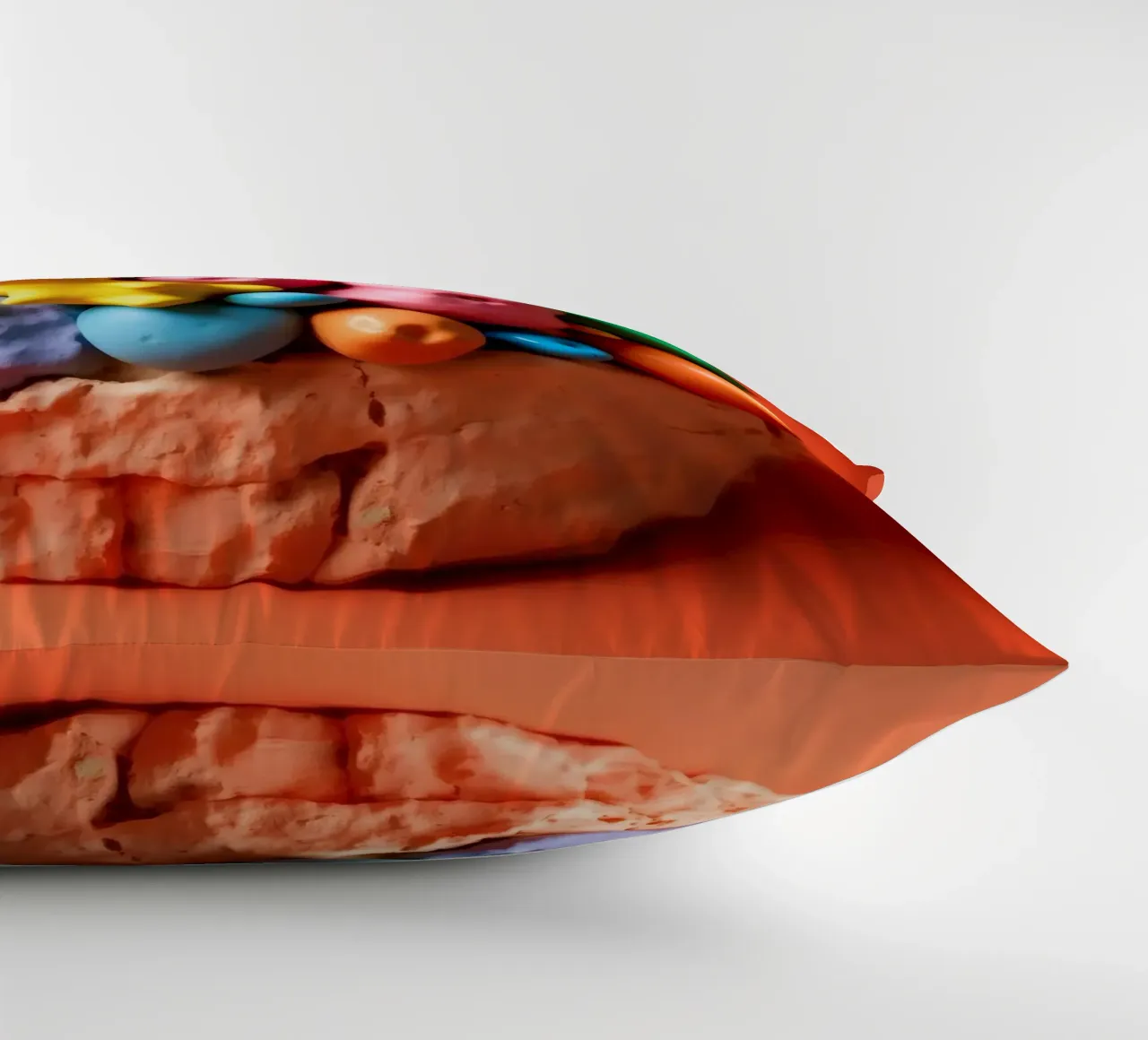 Assortimento colorato di forme e personaggi giocosi cuscino da DesignDoodle