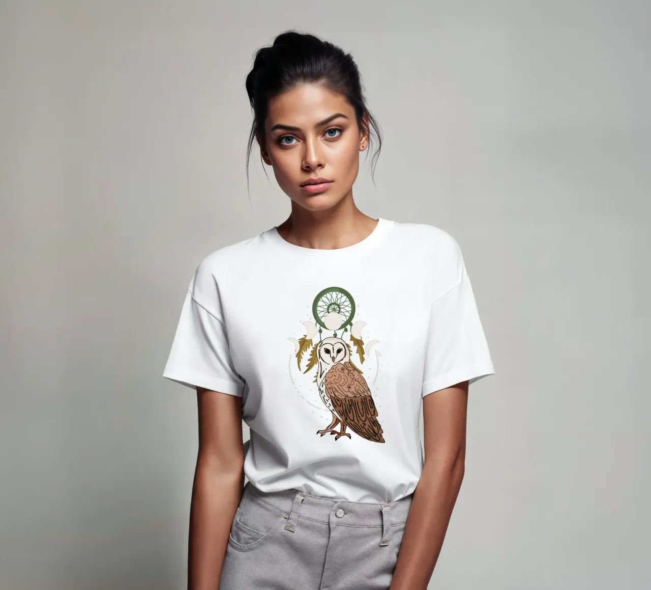 Gufo acchiappasogni notturno t-shirt da Mitalim Designs