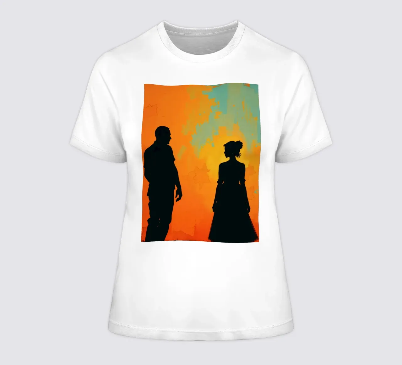 Coppia di sposi in un tramonto dai colori caldi e vivaci t-shirt da donna da DesignDoodle
