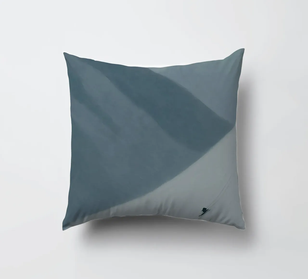 Abstract Blue Gray Skier cuscino da Mosaic Dialogue