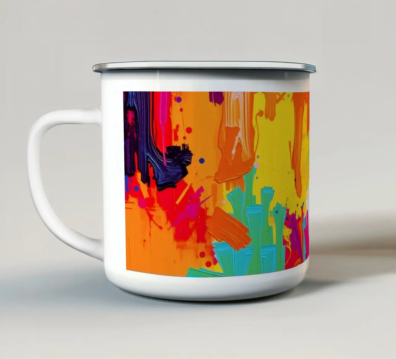 Vivace dipinto astratto che mostra un'esplosione di colori che si mescolano tazza in smalto da DesignDoodle