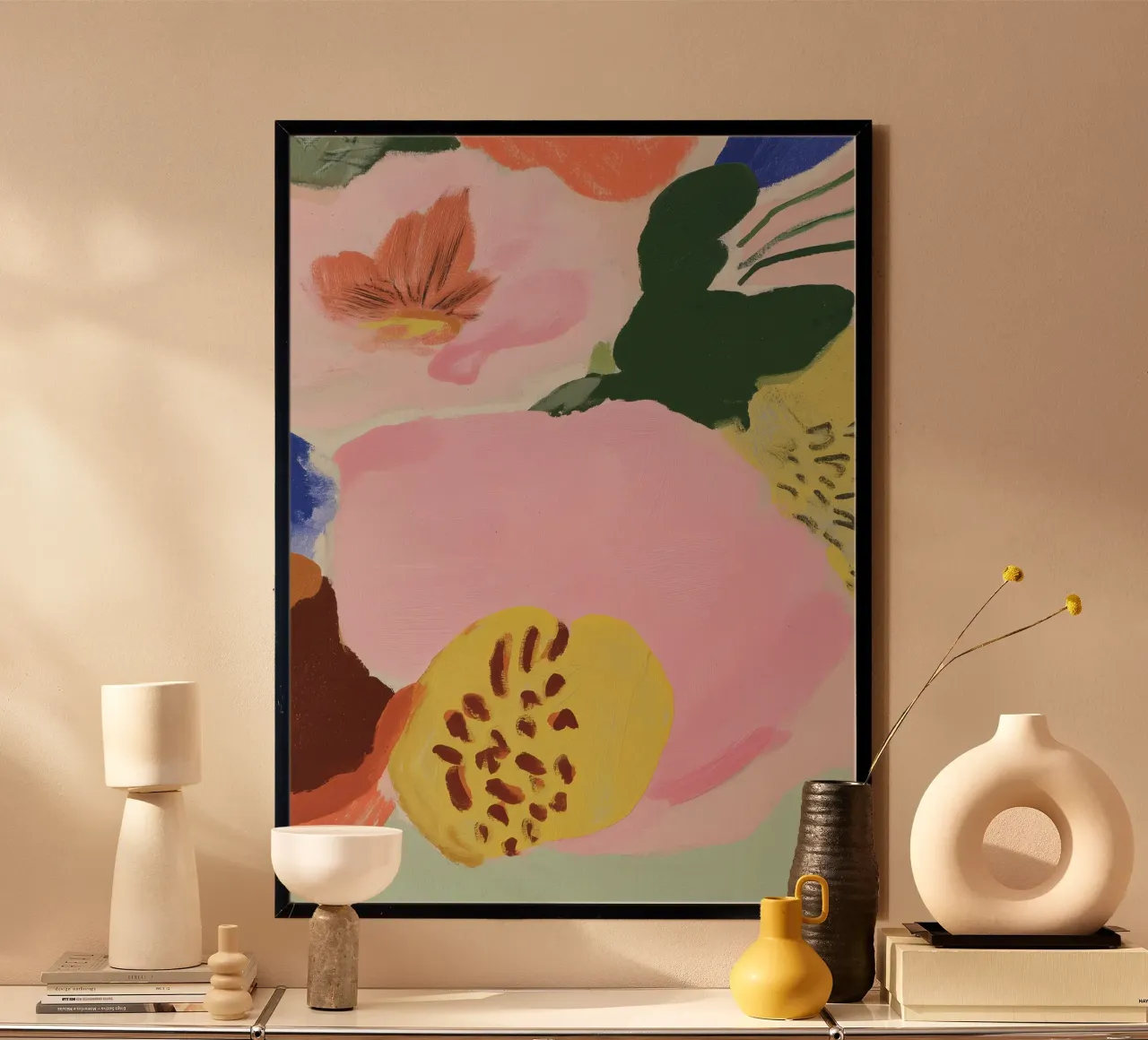 Abstracte bloemenprint, bloemsierkunst, moderne poster poster met kunststof frame van Boheme