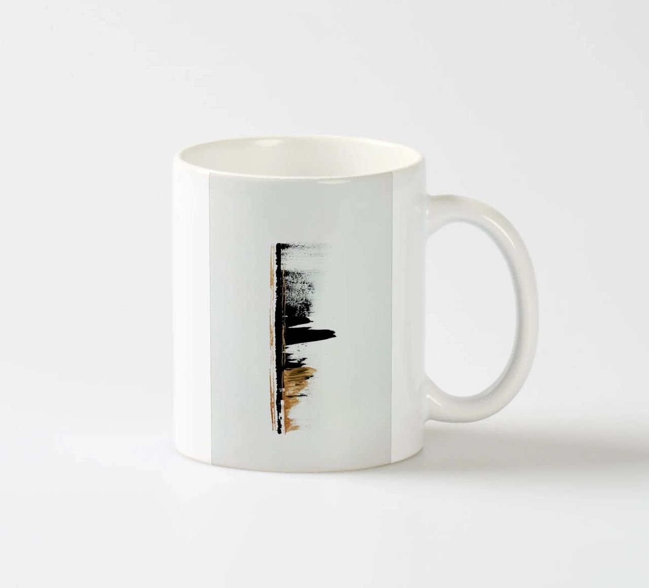 Gold And Black Minimal Abstract II tazza in ceramica da Ingrid Beddoes
