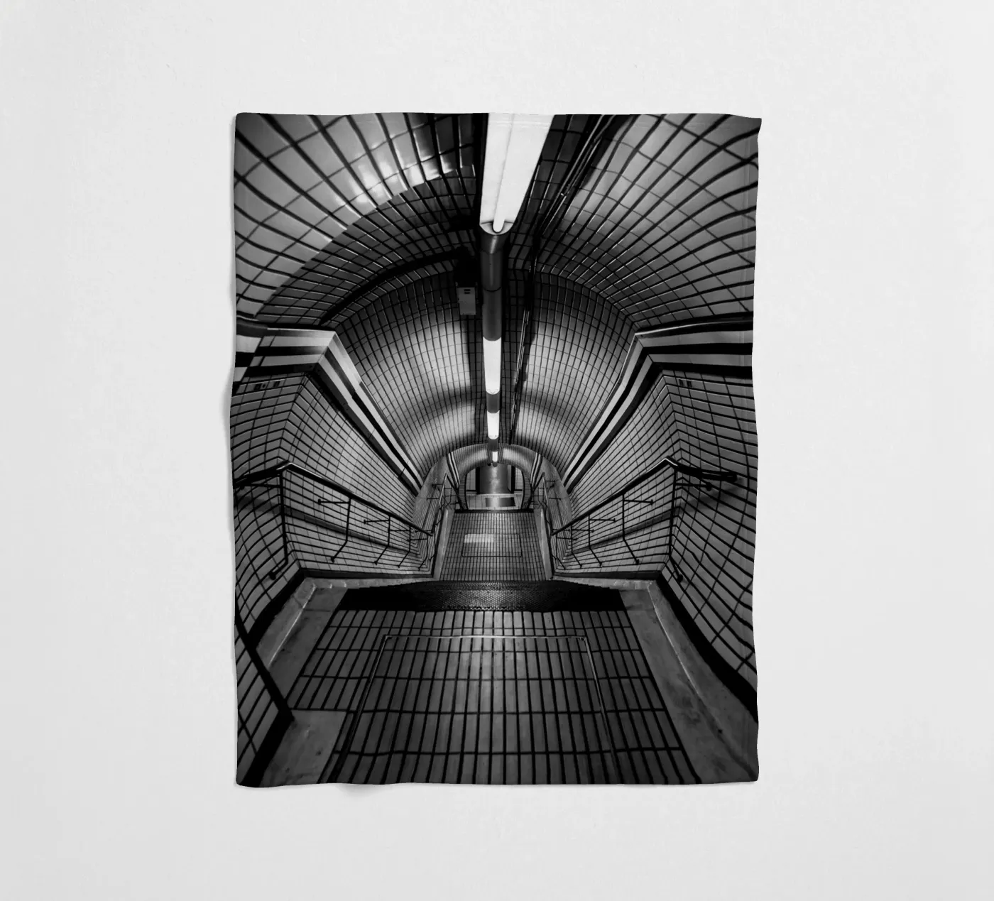 underground Fleecedecke von Flo Klein Gallery