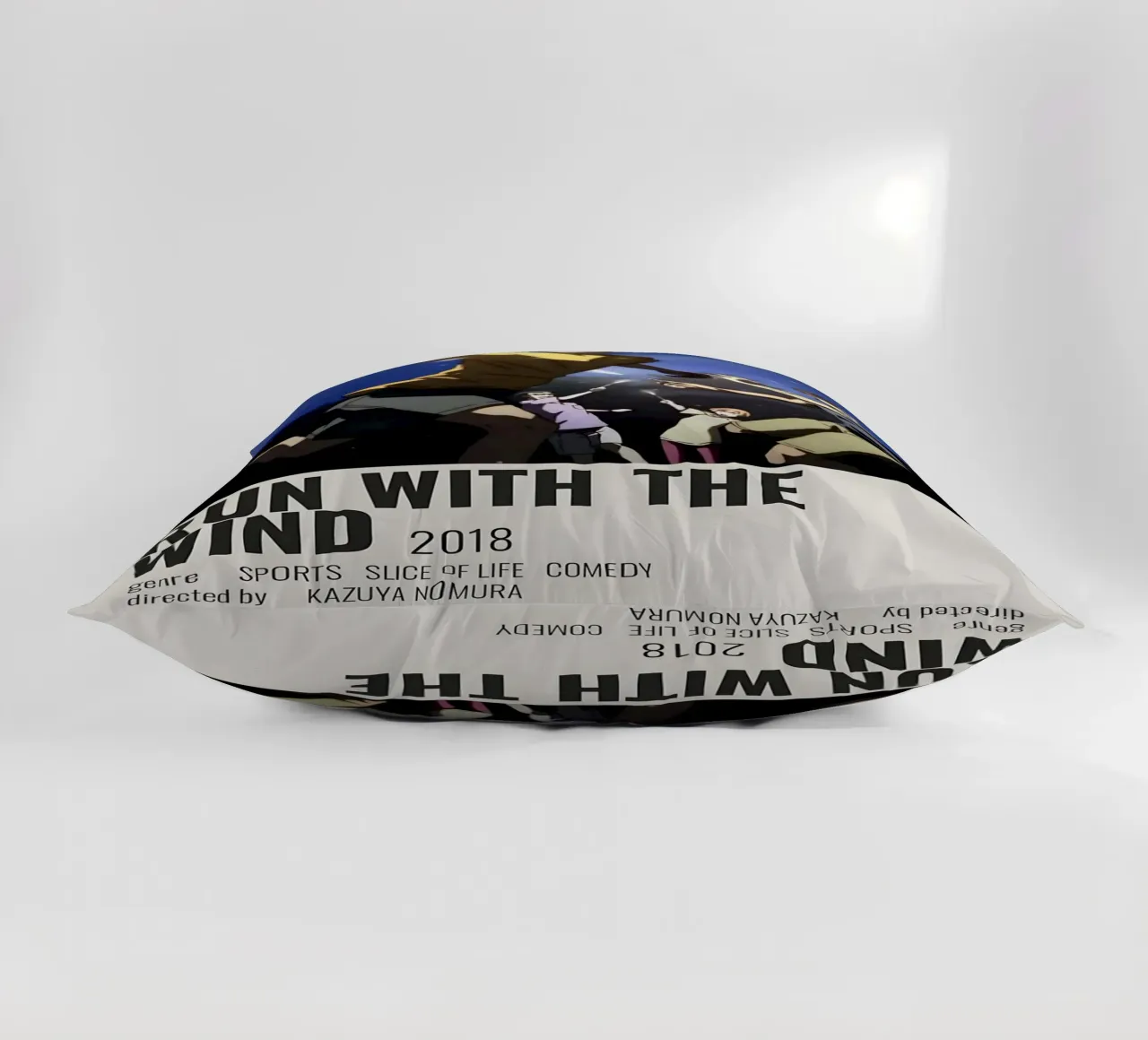 RUN WITH THE WIND 2018 cuscino da Totoya