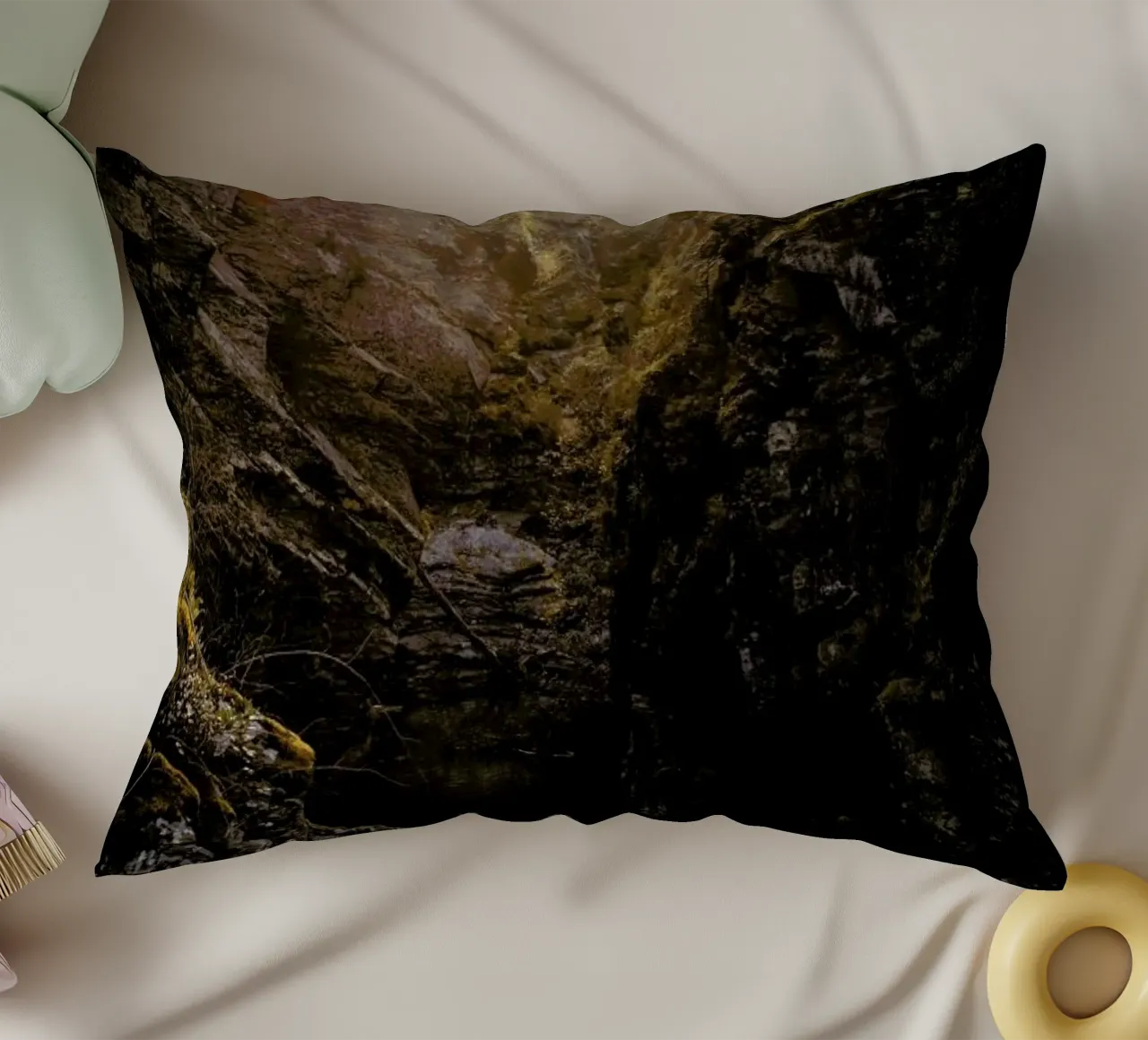 Golden Light cuscino da Ingrid Beddoes