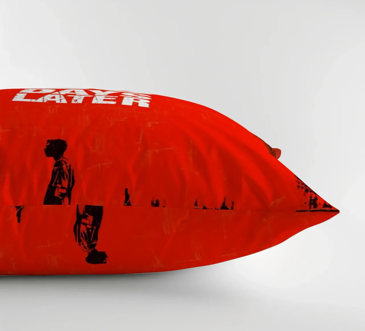28 Days Later cuscino da Attaboy Dsgn