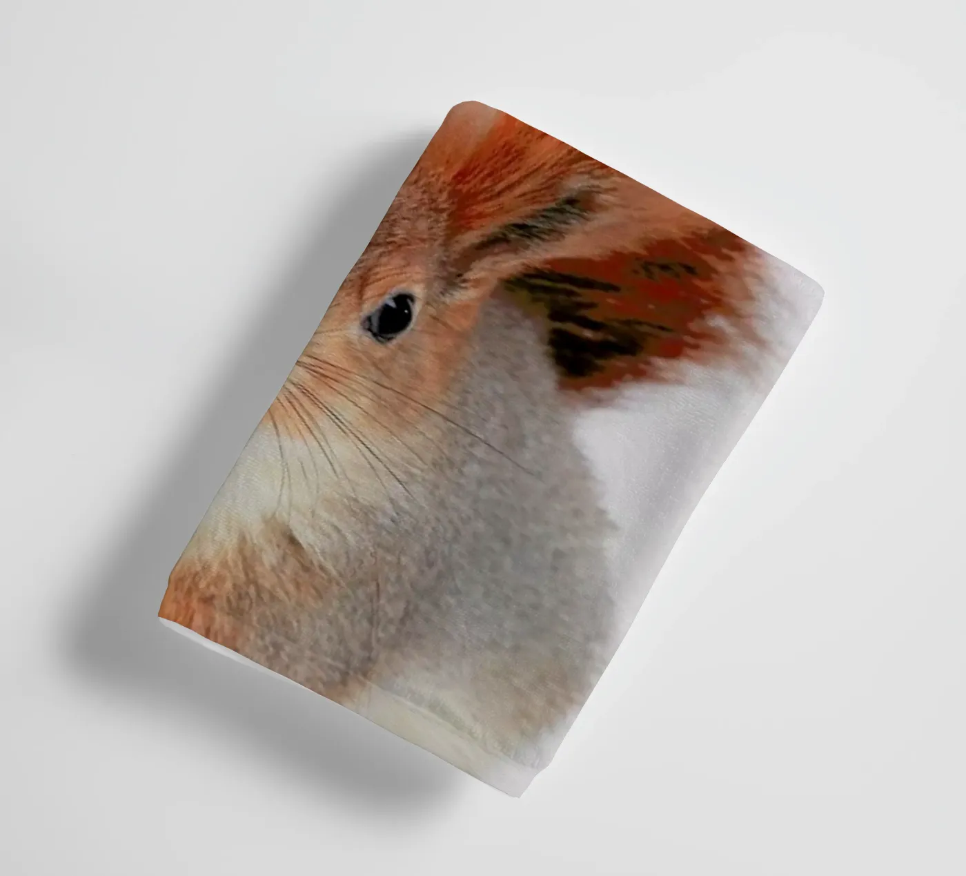 Red Squirrel badhanddoek van Paws & Claws