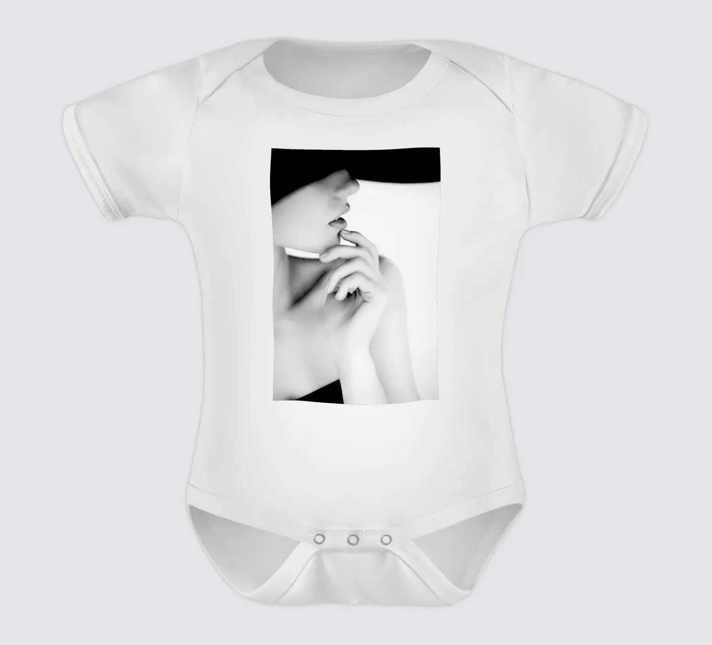 Pose body bébé de Runway Collective