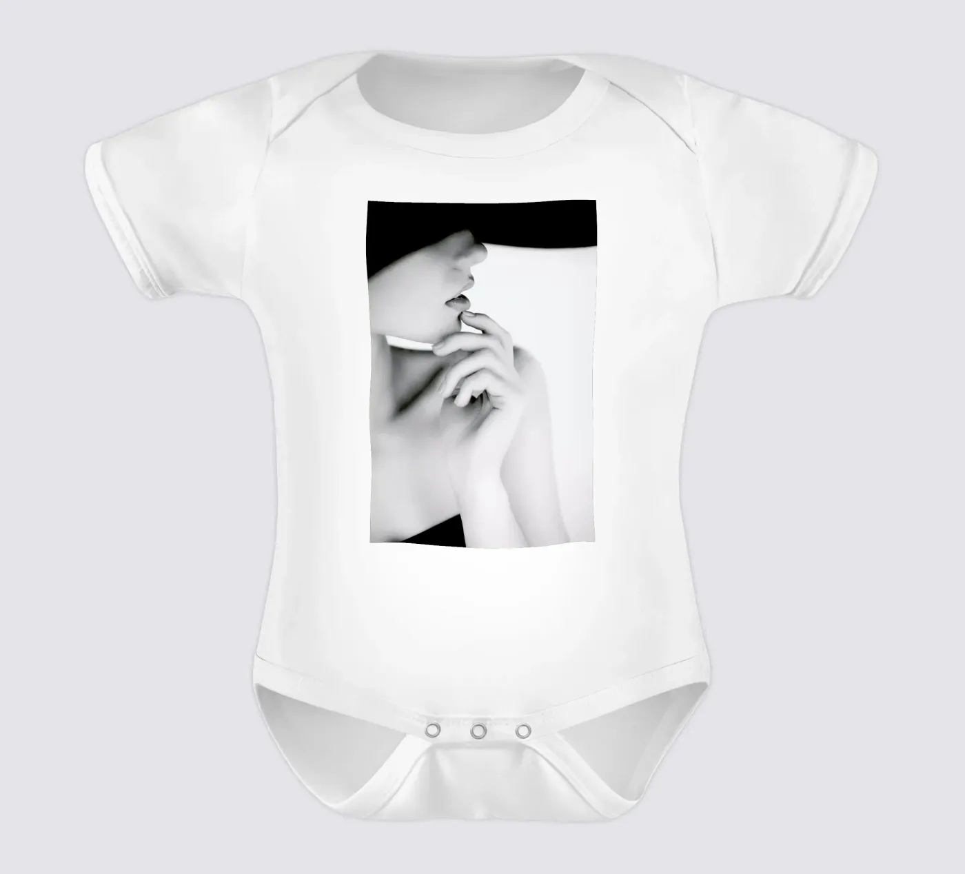 Pose body bébé de Runway Collective