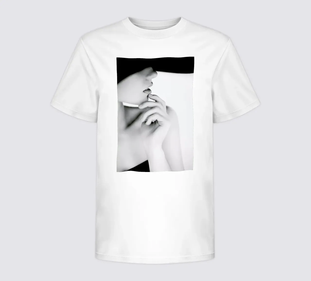 Pose t-shirt bambini da Runway Collective