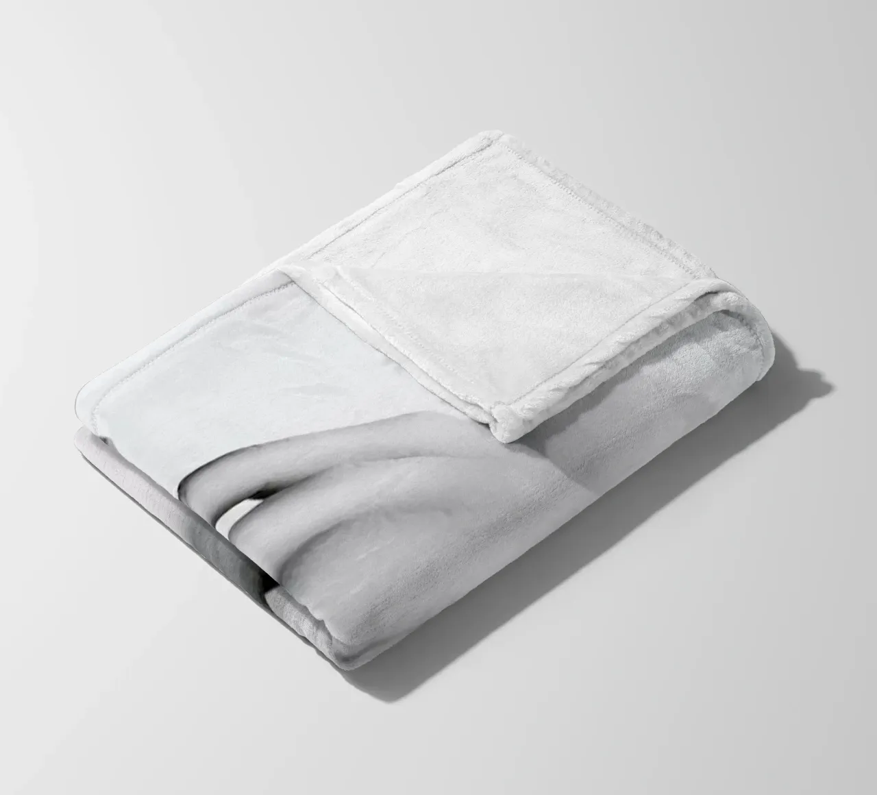 Pose Fleecedecke von Runway Collective