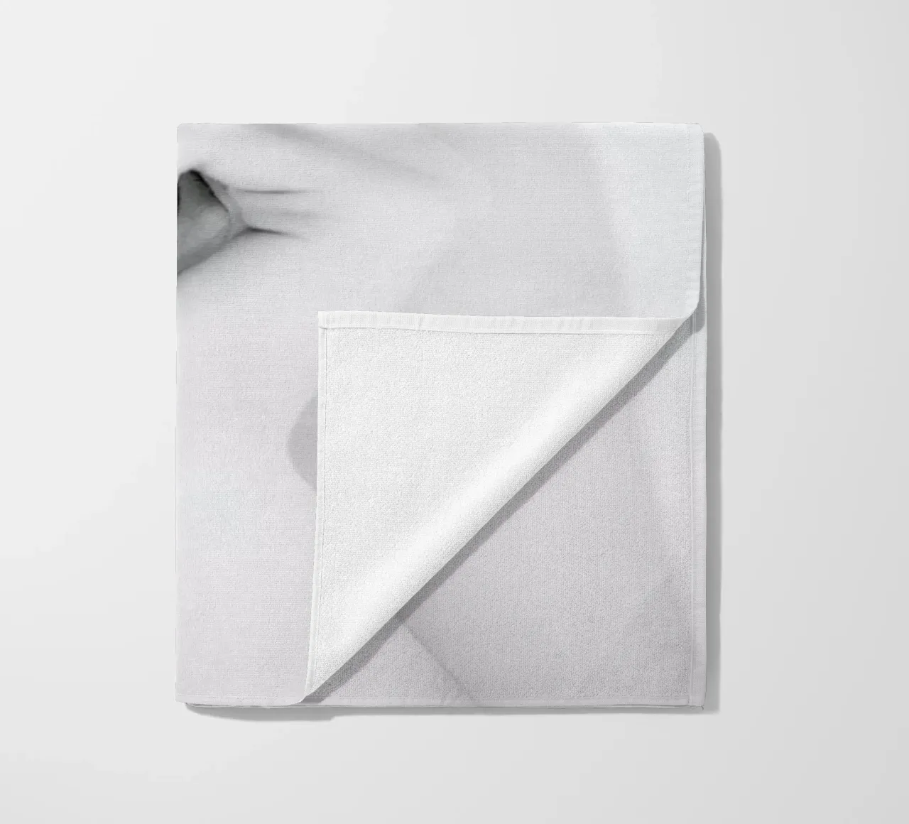 Pose Strandtuch von Runway Collective