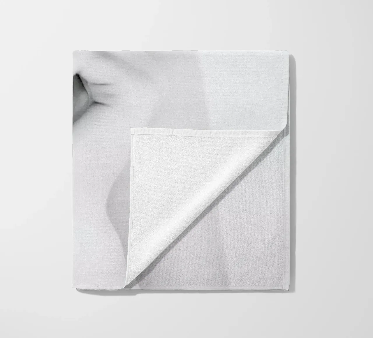 Pose Strandtuch von Runway Collective