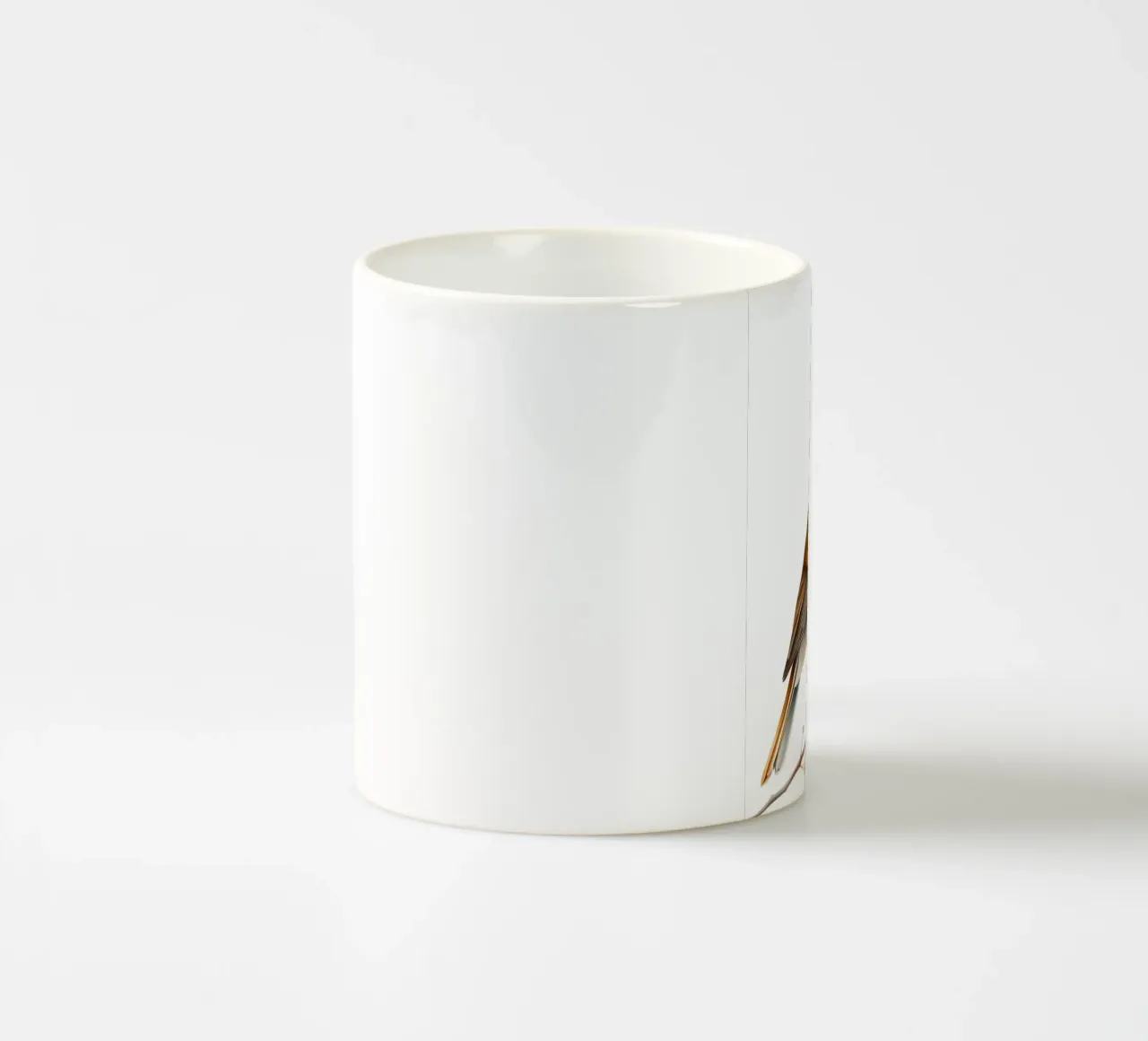 Pettirosso con corona floreale tazza in ceramica da ARTOMATIC