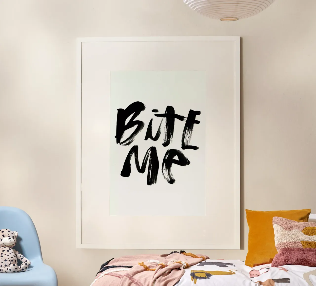 Bite Me poster con telaio in legno da Dead Language