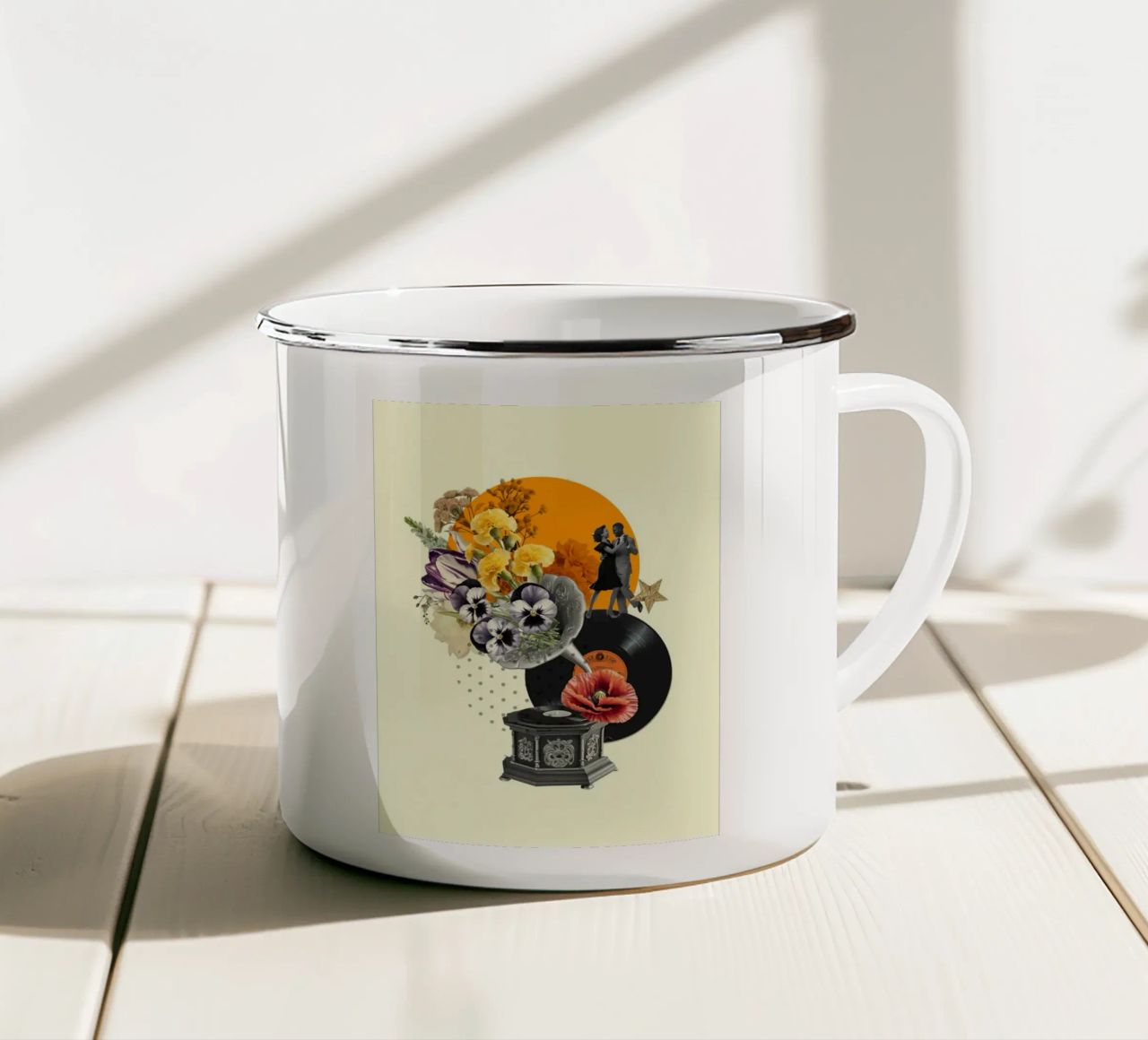 Dancing Through Time tazza in smalto da Indigo Rain