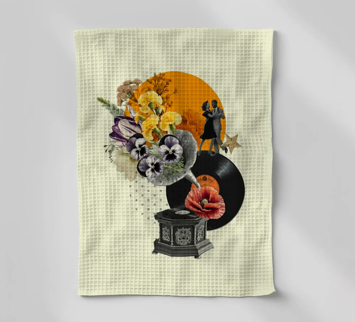 Dancing Through Time theedoek van Indigo Rain