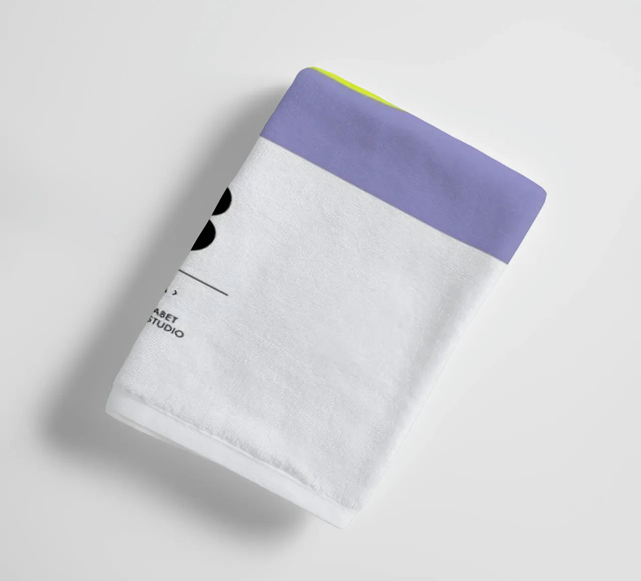 „The Food Alphabet“ - B like Banana asciugamano da bagno da BLAEK Design Studio