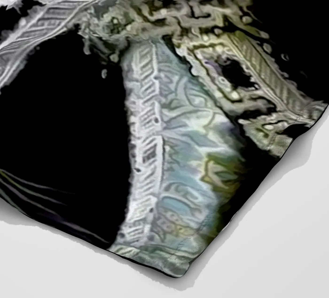 Steph fleece blanket by Tein Lucasson