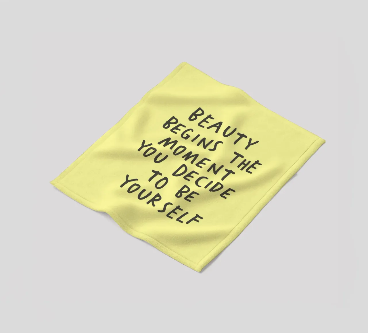 La bellezza inizia nel momento in cui si decide di essere se stessi coperta in pile da THE MOTIVATED TYPE