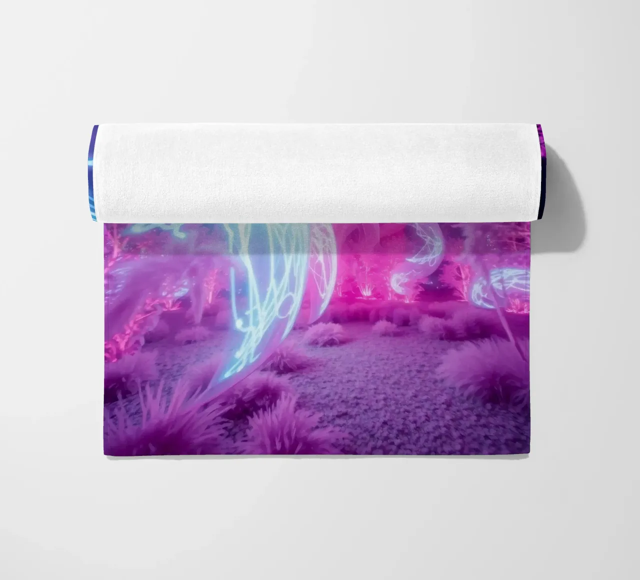 Vibrante esposizione di luci al neon in un paesaggio surreale telo mare da DesignDoodle