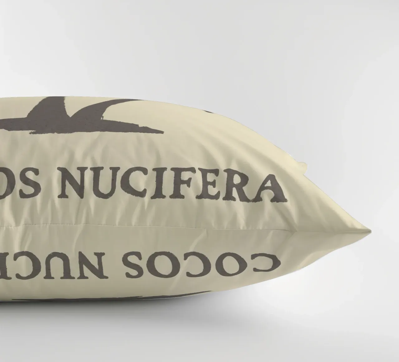 Cocos Nucifera (light) cuscino da treechild