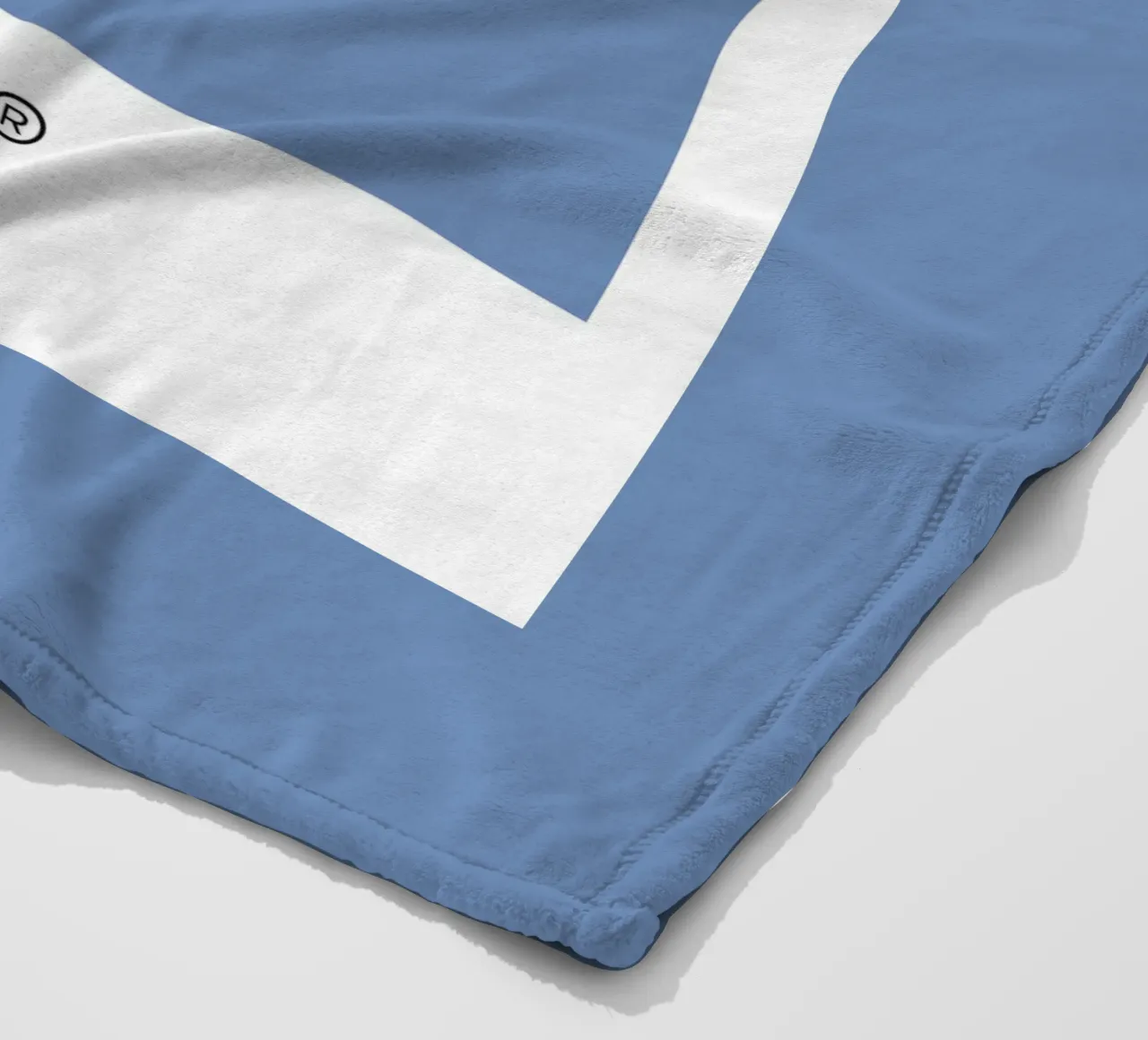 Bambino cosmico Pantone coperta in pile da Paigaam Studio