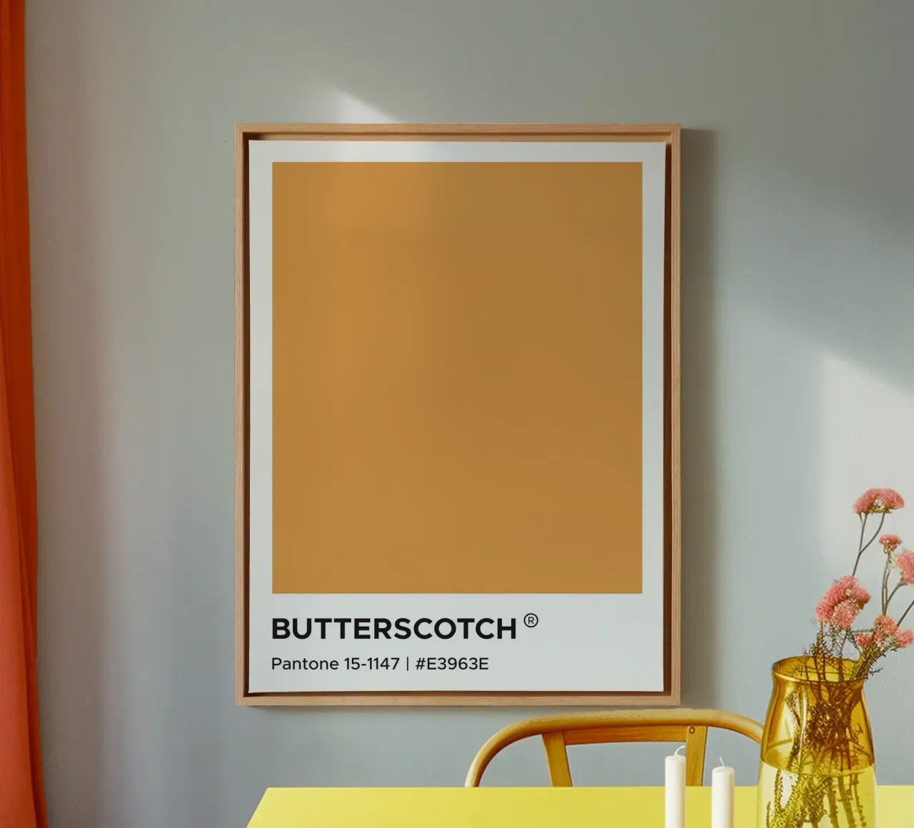 Pantone Butterscotch tela con Cornice a cassetta da Paigaam Studio
