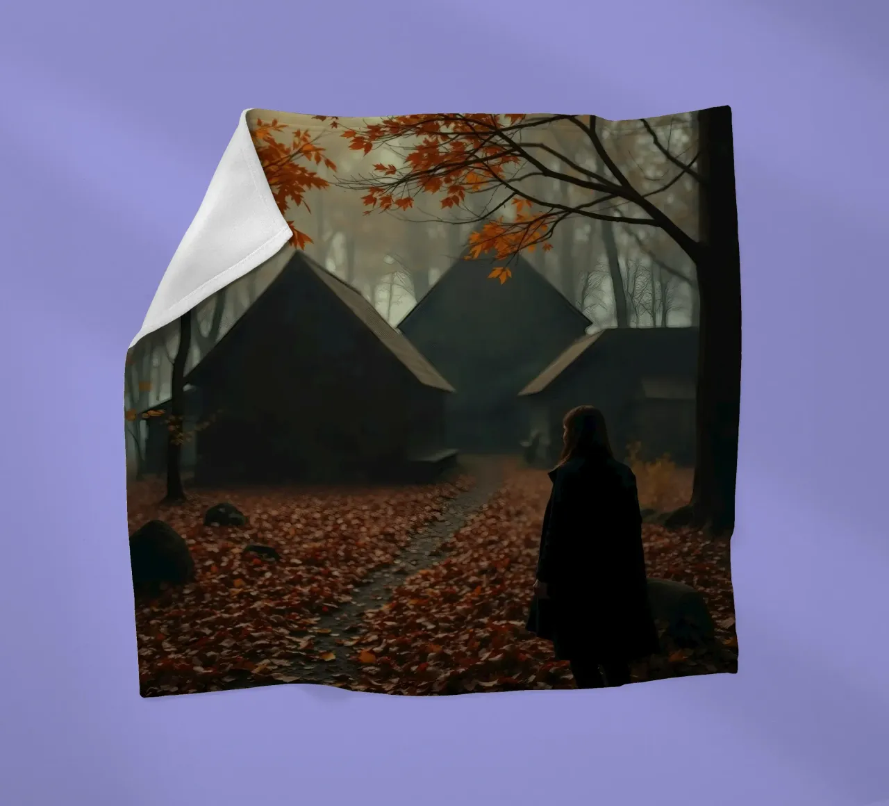 Donna che cammina in un bosco autunnale con sfondo nebbioso coperta in pile da DesignDoodle