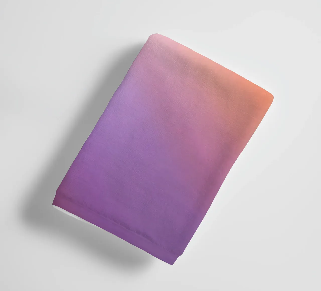 I raggi luminosi del sole creano un gradiente colorato asciugamano da bagno da DesignDoodle