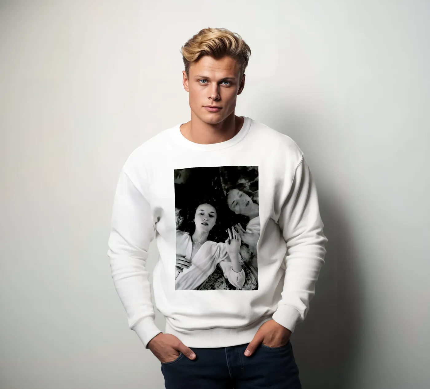 Reflection sweatshirt van Runway Collective