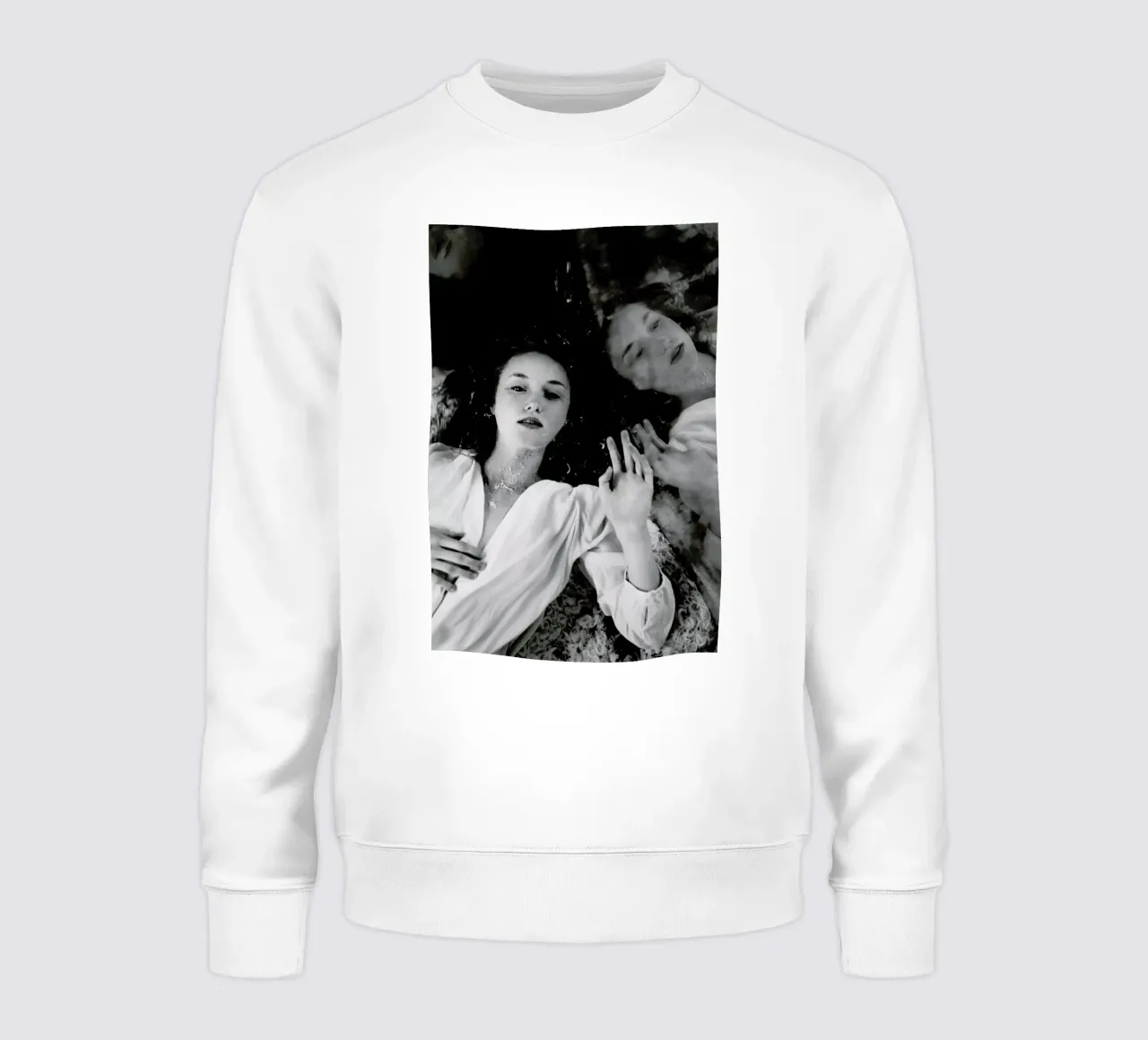 Reflection sudadera de Runway Collective